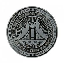 DC Comics - The City of Gotham Medallion
